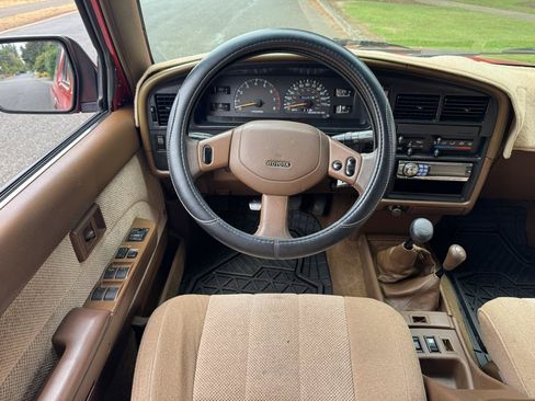 Used 1990 Toyota 4Runner SR5 AWD/4WD image 15
