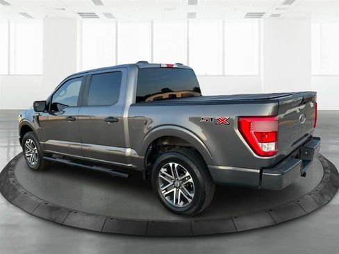 Used 2022 Ford F150 XL w/ STX Appearance Package RWD image 3