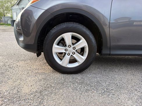 Used 2013 Toyota RAV4 XLE image 10