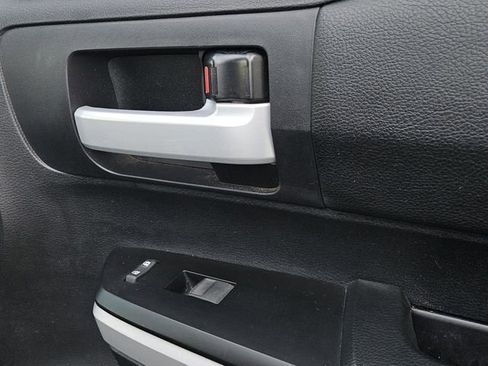 Used 2020 Toyota Tundra SR5 w/ SR5 Upgrade Package image 36