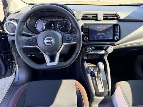 New 2025 Nissan Versa SR w/ Trunk Package image 17