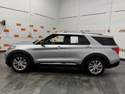 Used 2024 Ford Explorer Limited image 9