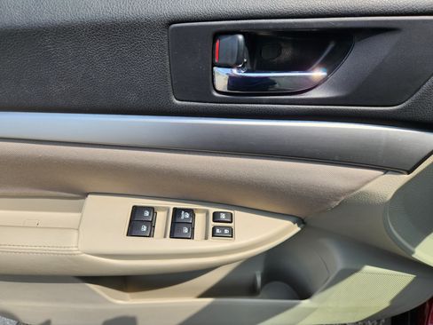 Used 2014 Subaru Outback 2.5i AWD/4WD image 14
