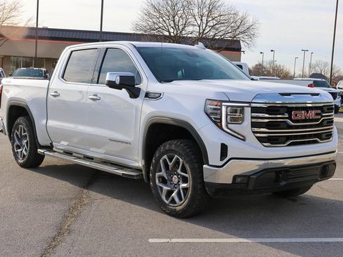 Used 2023 GMC Sierra 1500 SLT w/ SLT Premium Package image 1