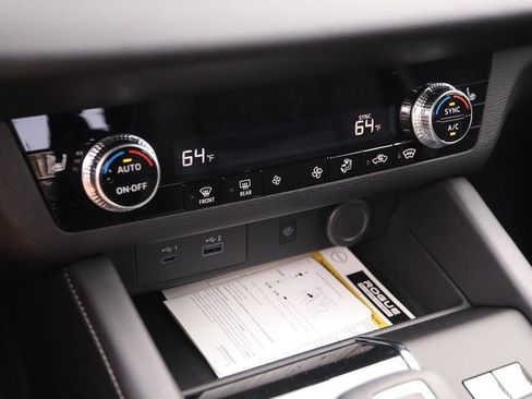New 2026 Nissan Rogue SL AWD/4WD image 19