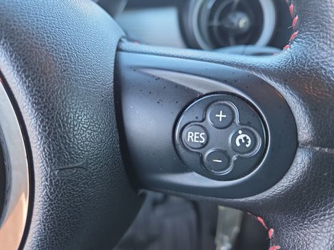 Used 2015 MINI Cooper Roadster S image 23