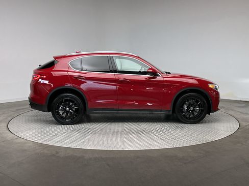 Used 2018 Alfa Romeo Stelvio Ti image 10