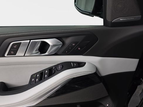 New 2026 BMW X5 xDrive50e w/ Executive Package image 27