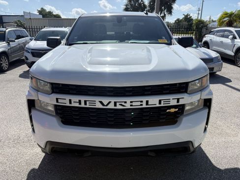 Used 2021 Chevrolet Silverado 1500 Custom AWD/4WD image 3