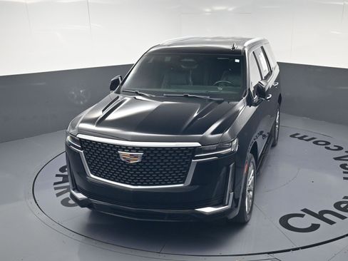 Used 2021 Cadillac Escalade Premium Luxury image 31