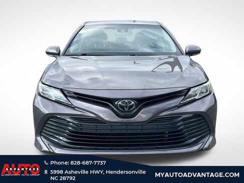 Used 2020 Toyota Camry LE w/ Convenience Package image 7