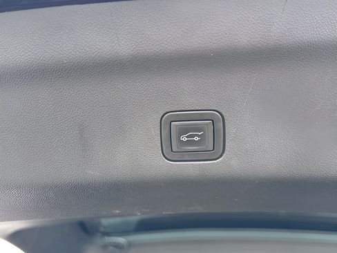 Used 2023 Cadillac Escalade Sport AWD/4WD image 48
