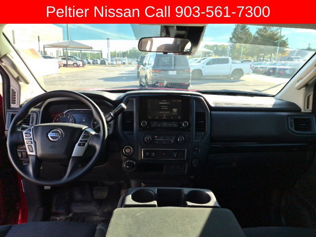 Used 2022 Nissan Titan SV AWD/4WD image 12