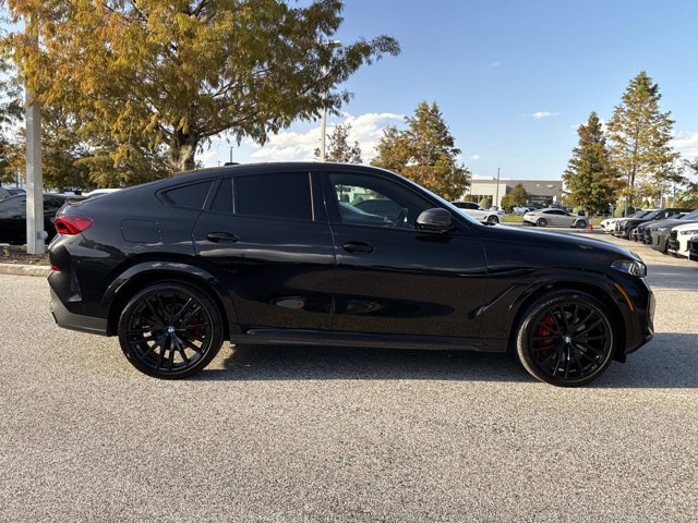 Used 2025 BMW X6 xDrive40i w/ Executive Package AWD/4WD image 2