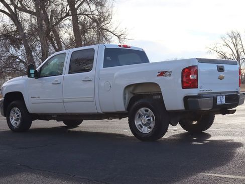 Used 2010 Chevrolet Silverado 2500 LTZ w/ Suspension Package, Off-Road image 7