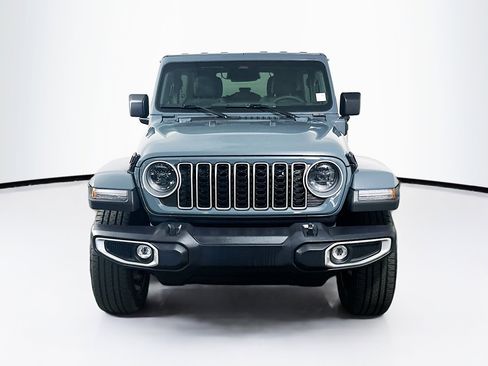 Used 2025 Jeep Wrangler Sahara w/ Safety Group image 2