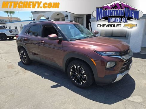 Used 2022 Chevrolet TrailBlazer LT w/ Convenience Package FWD image 1