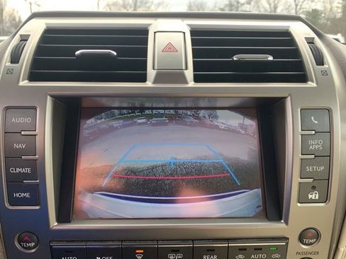 Used 2016 Lexus GX 460 w/ Premium Package image 36