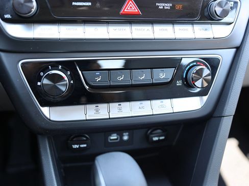 Used 2019 Hyundai Sonata SE FWD image 24