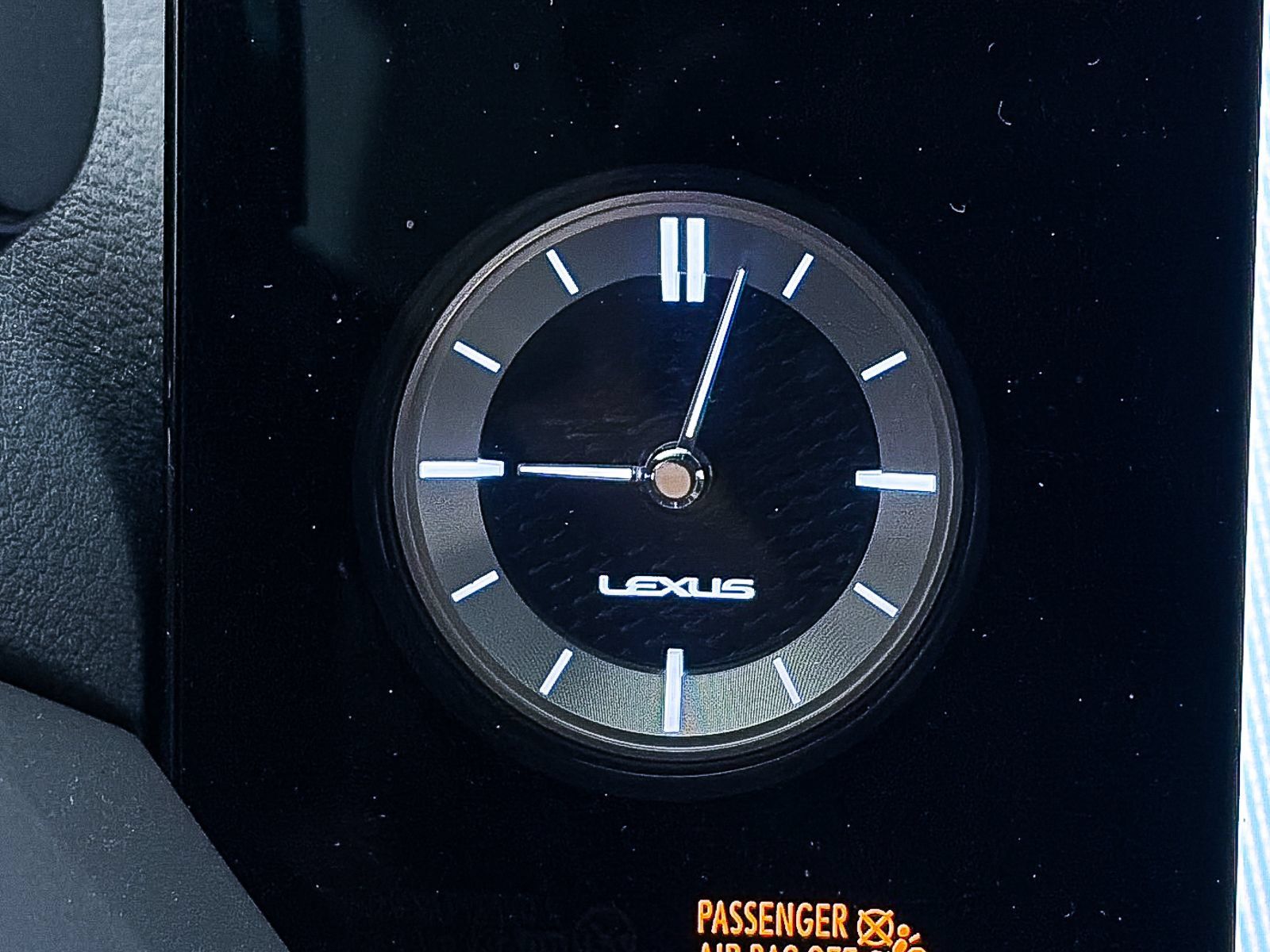 Used 2024 Lexus ES 300h F Sport FWD image 8