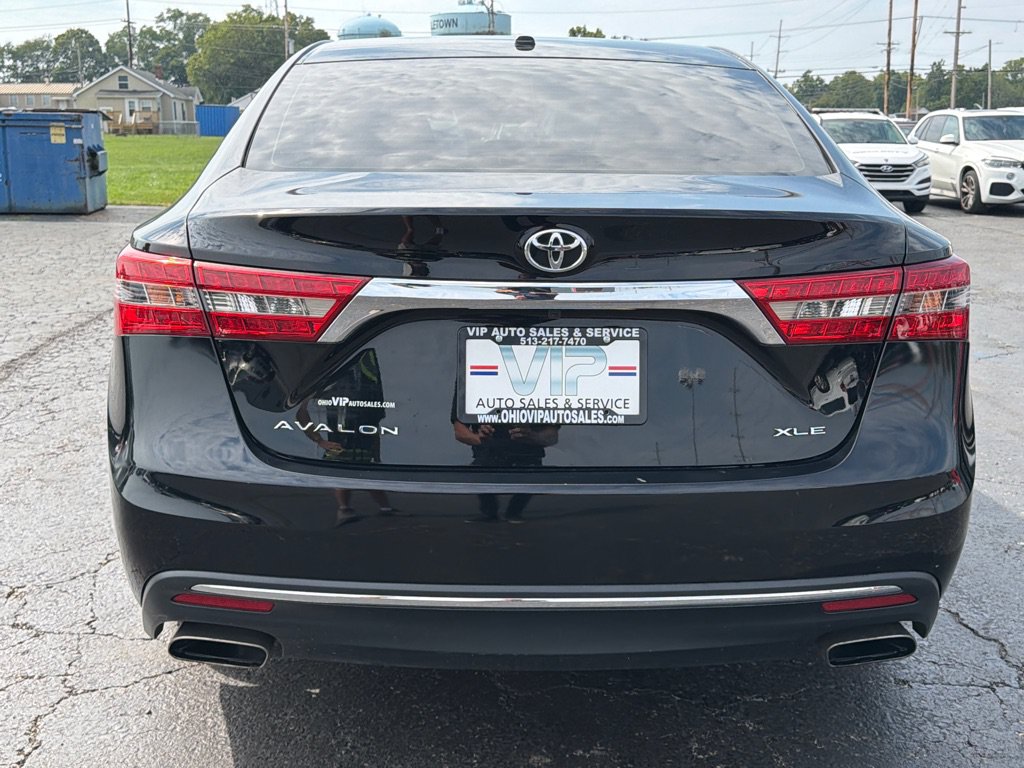 Used 2017 Toyota Avalon XLE Premium w/ All Weather Liner Package FWD image 6