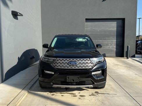Used 2024 Ford Explorer Limited image 11