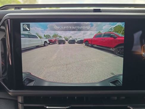 New 2026 Jeep Gladiator Willys AWD/4WD image 18