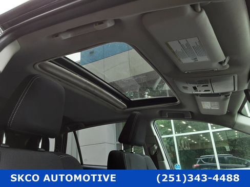 Used 2018 Toyota RAV4 Adventure image 26