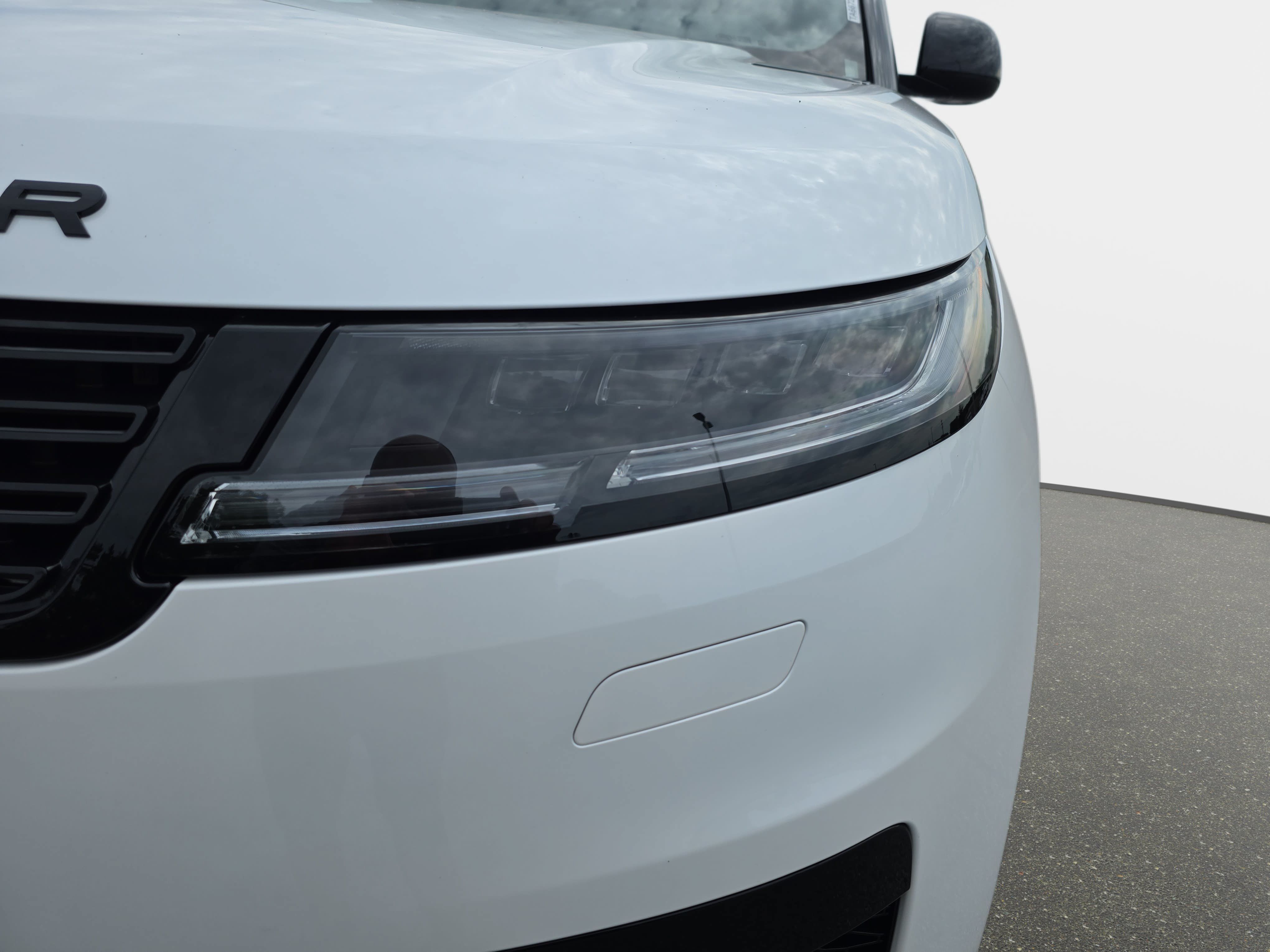 New 2026 Land Rover Range Rover Sport Dynamic SE AWD/4WD image 33