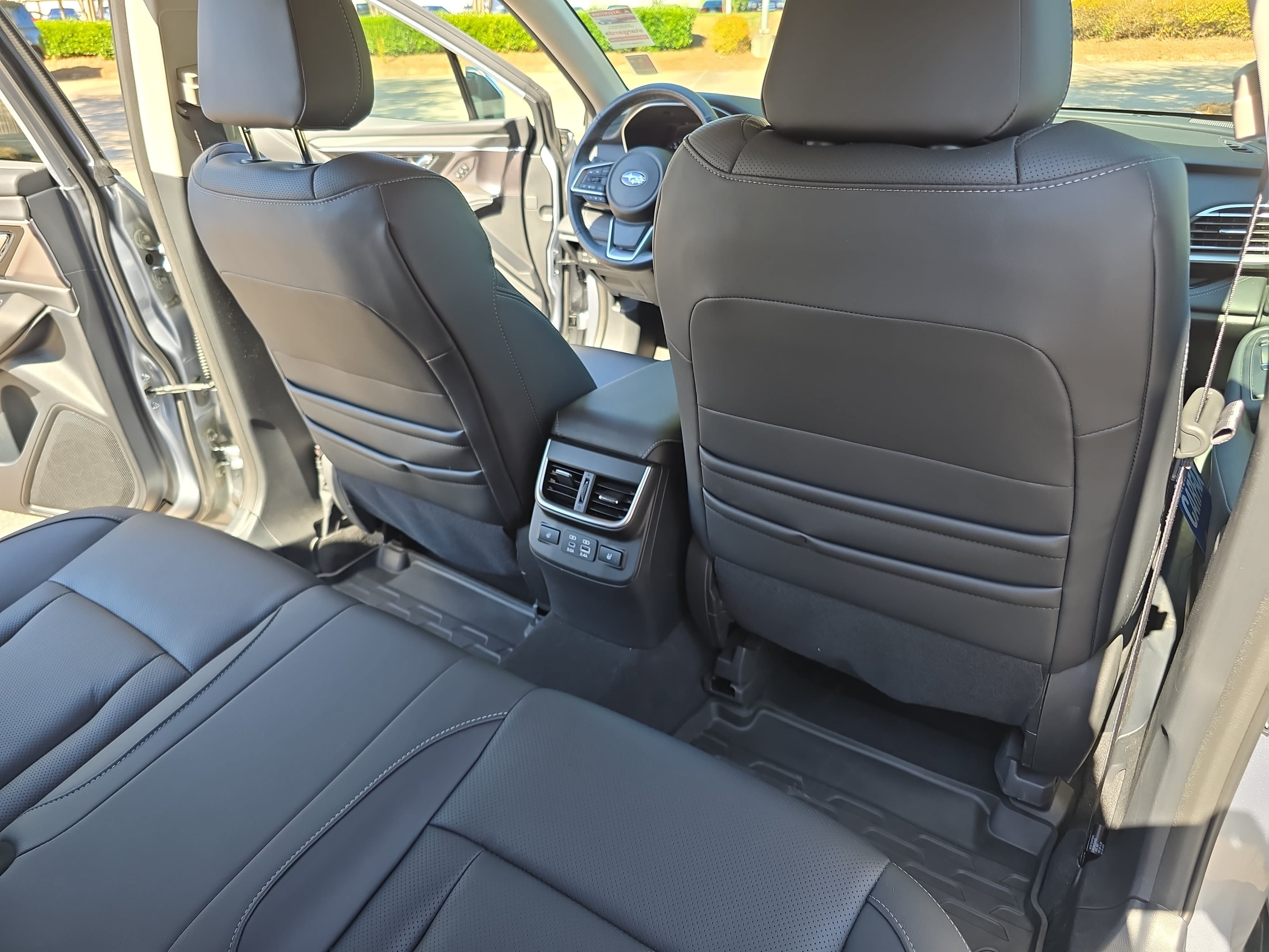 Used 2024 Subaru Outback Touring XT AWD/4WD image 11