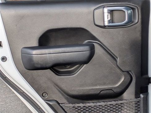 Used 2024 Jeep Wrangler Sport S image 25