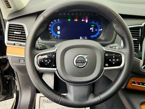 Used 2025 Volvo XC90 T8 Plus w/ Protection Package Premier image 13