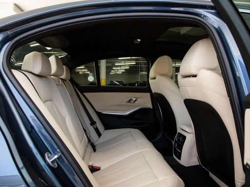 New 2025 BMW 330i Sedan w/ Convenience Package image 25