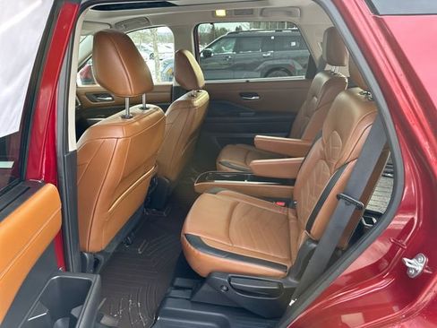 Used 2022 Nissan Pathfinder Platinum w/ Lighting Package (N93) image 20