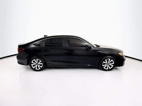 Certified 2025 Honda Civic LX image 4