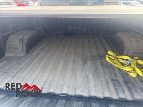 Used 2021 Chevrolet Silverado 1500 High Country w/ Technology Package AWD/4WD image 12