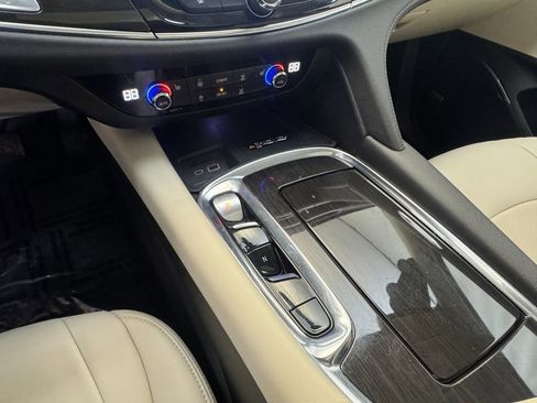 Certified 2024 Buick Enclave Essence w/ Experience Buick Package image 21