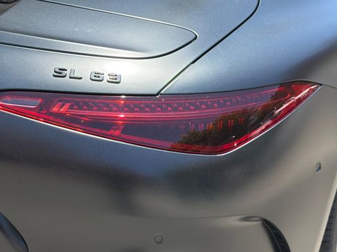 New 2026 Mercedes-Benz SL 63 AMG 4MATIC image 25