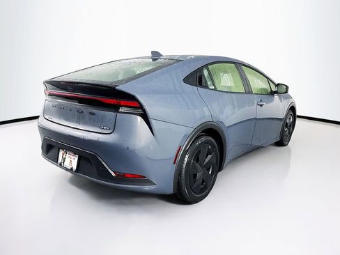 Used 2024 Toyota Prius LE image 10