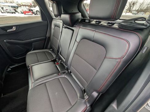 Used 2025 Ford Escape ST-Line Select image 18