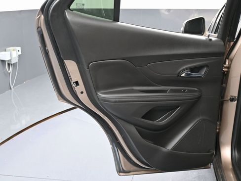 Used 2018 Buick Encore Preferred image 35