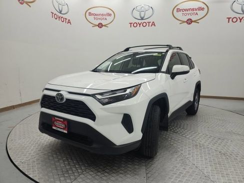 Used 2025 Toyota RAV4 XLE w/ Convenience Package image 2