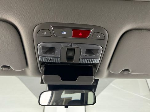 Used 2025 Kia Telluride S image 69