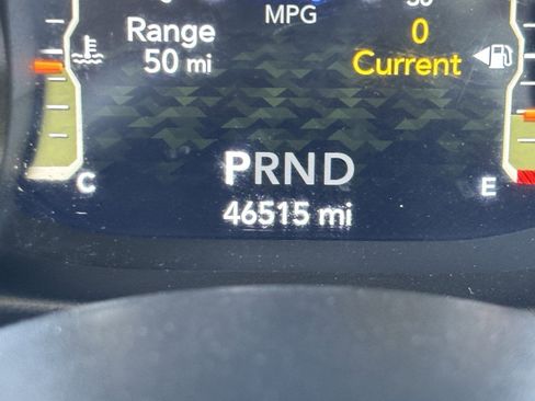 Used 2020 Jeep Wrangler Sport AWD/4WD image 32
