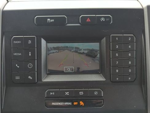 Used 2018 Ford F150 XLT w/ Trailer Tow Package image 23