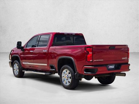 Used 2024 Chevrolet Silverado 3500 High Country w/ High Country Premium Package AWD/4WD image 7