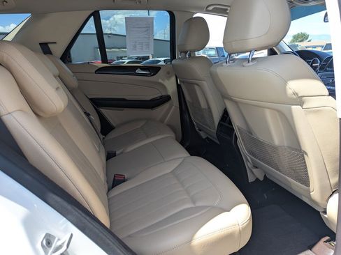 Used 2016 Mercedes-Benz GLE 350 4MATIC w/ Premium Package image 33