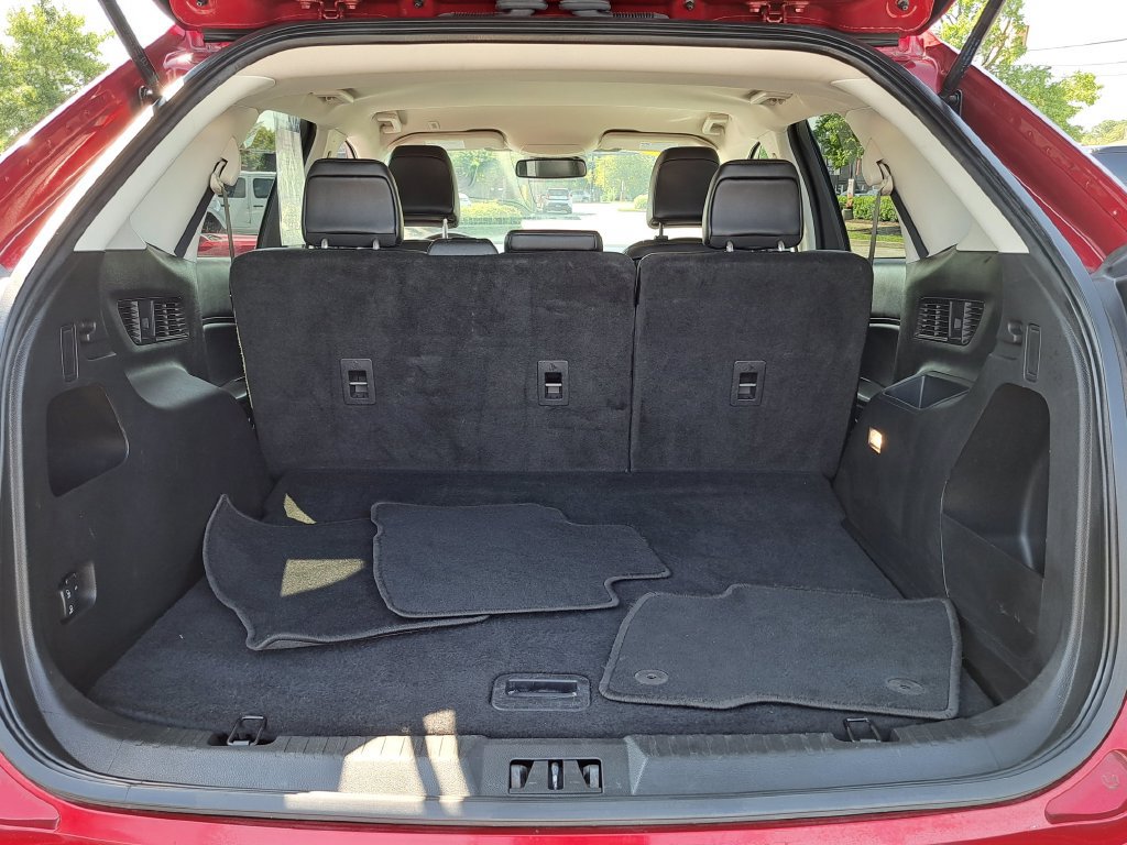 Used 2024 Ford Edge SEL AWD/4WD image 16