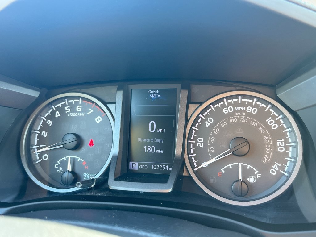 Used 2019 Toyota Tacoma TRD Sport AWD/4WD image 36