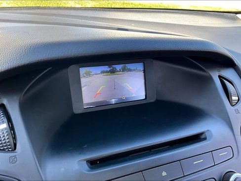 Used 2016 Ford Focus SE FWD image 21